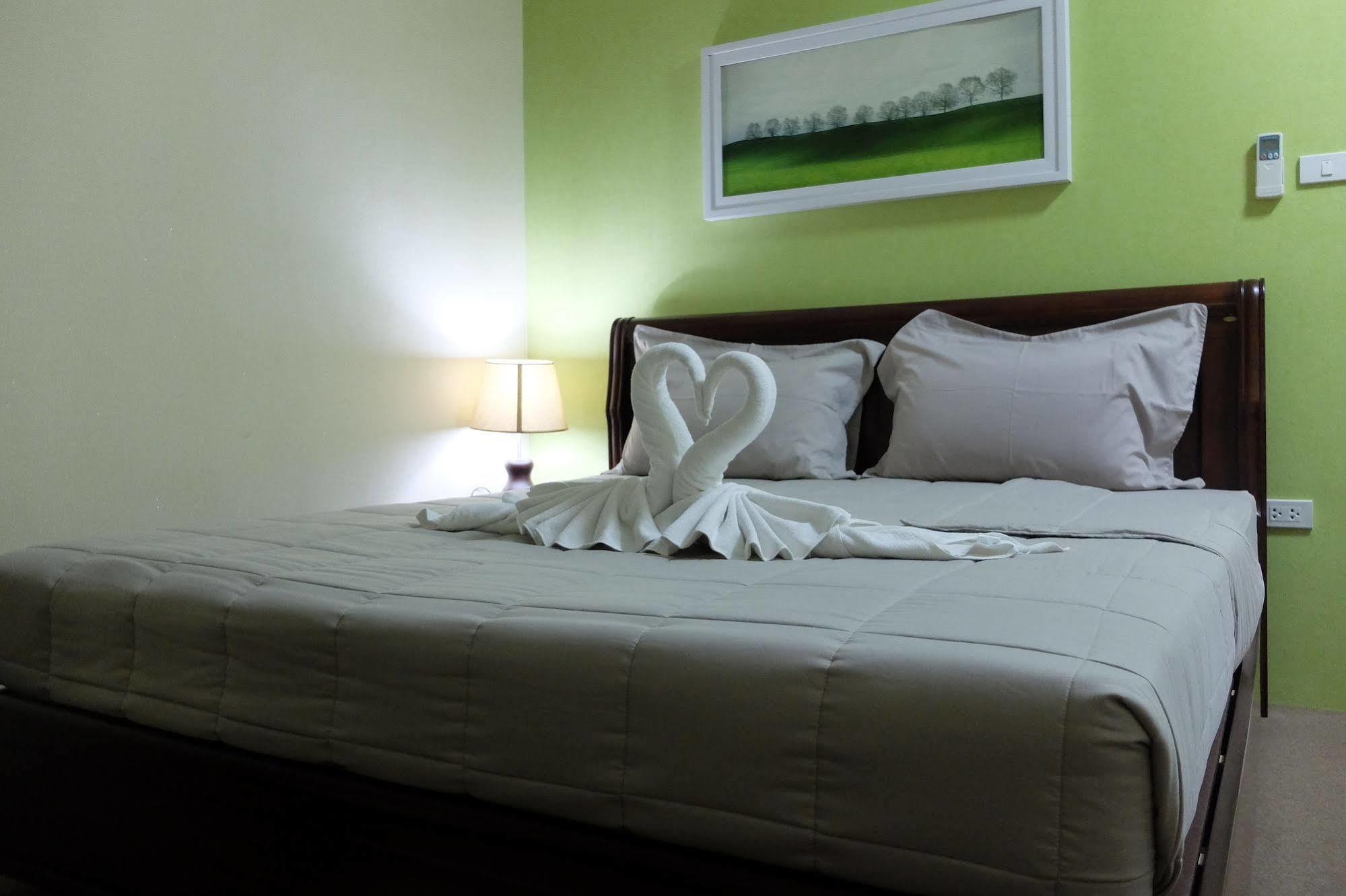 Tawanwarn Hotel Krabi town Buitenkant foto